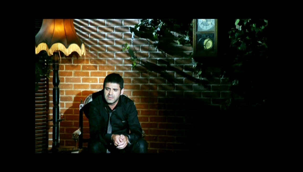 Ender Balkır ft Sevcan Orhan-SEYYAH OLDUM (offical video)