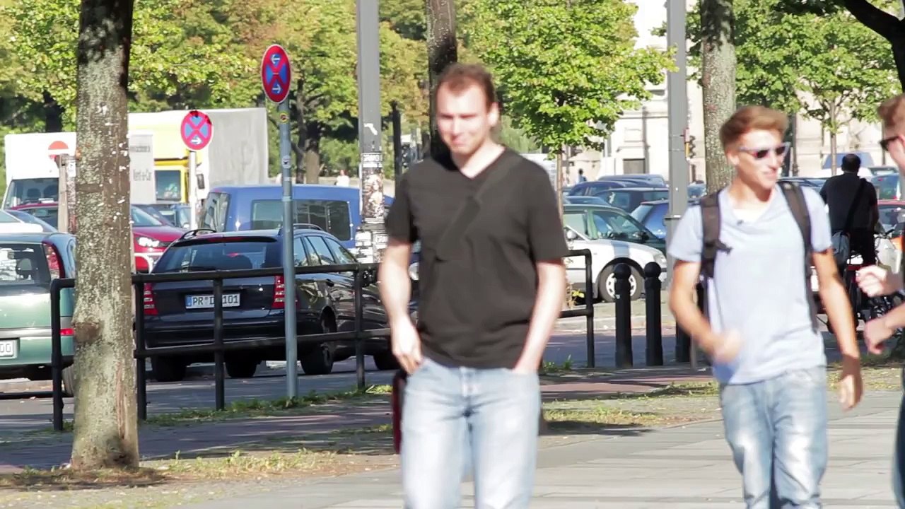 High Five Fail Prank!