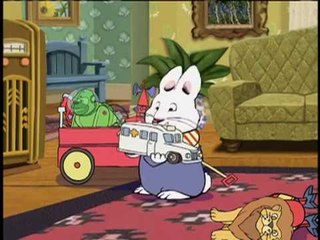 Max & Ruby - Ruby Delivers! / Getting Crabby At The Beach / Max Babysits - 32