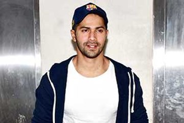 Varun Dhawan meets his visually impaired fans