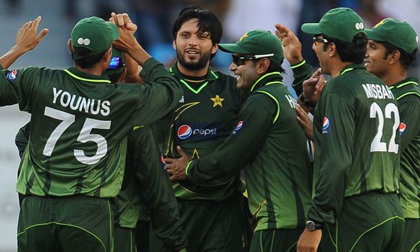 Younis Khan banned from playing Pakistan Cup 2016