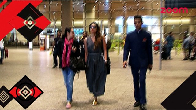 Kareena Kapoor's awkward moment when asked about Shahid Kapoor - Bollywood News #TMT