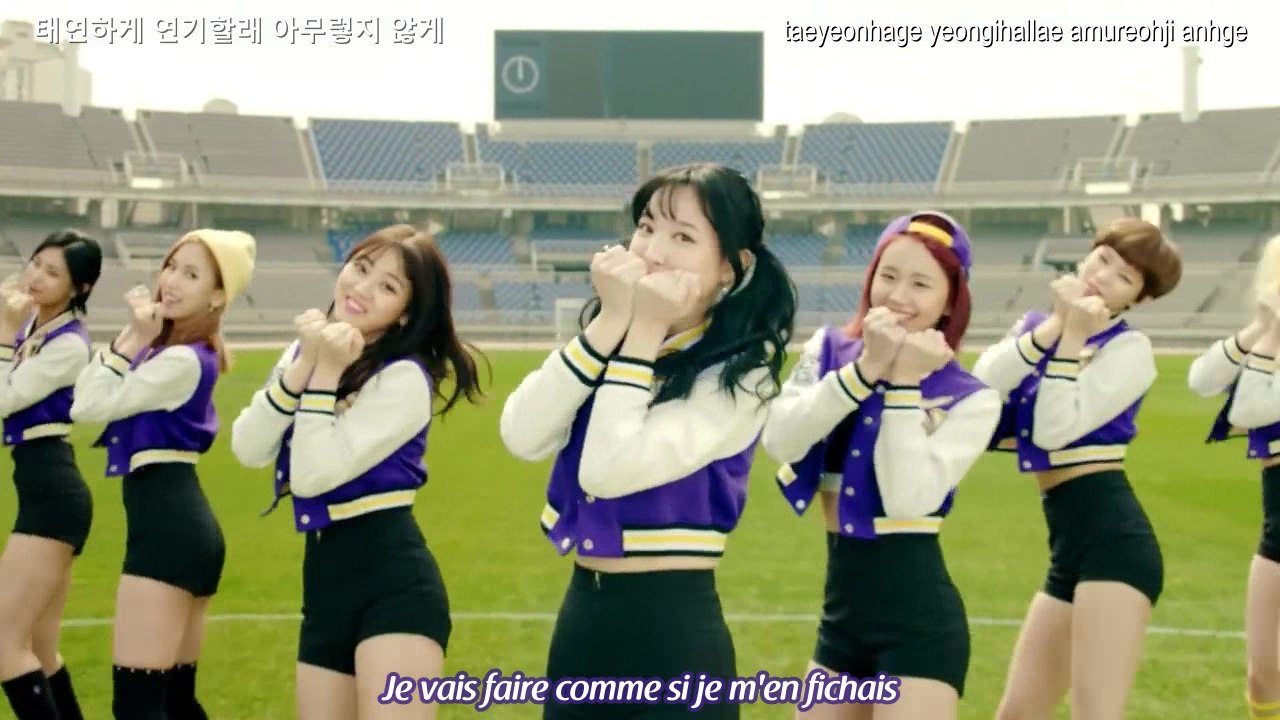 TWICE (트와이스) - CHEER UP (VOSTFR)