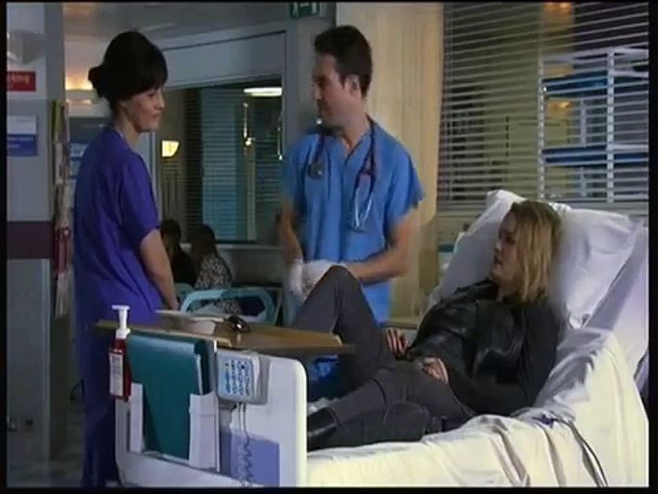Jules on Holby 9th Sept 2014 Prt2