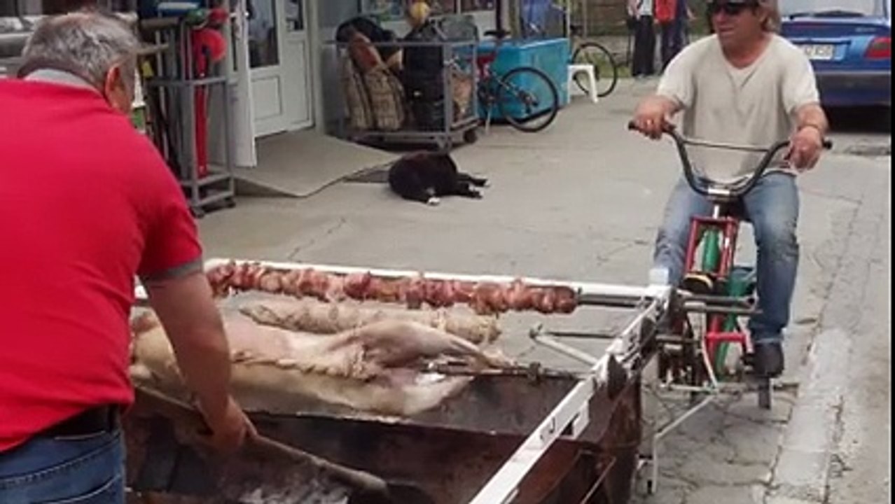 Το ποδήλατο θα σε βοηθήσει στο ψήσιμο του αρνιού!