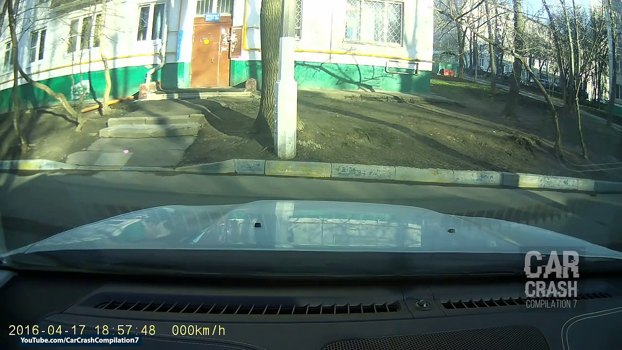 Car Crash Compilation # 708 - April 2016  (English Subtitles)