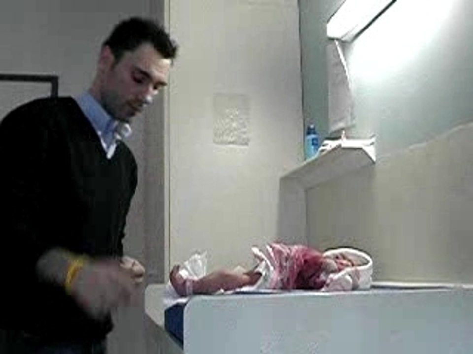 premier change de papa