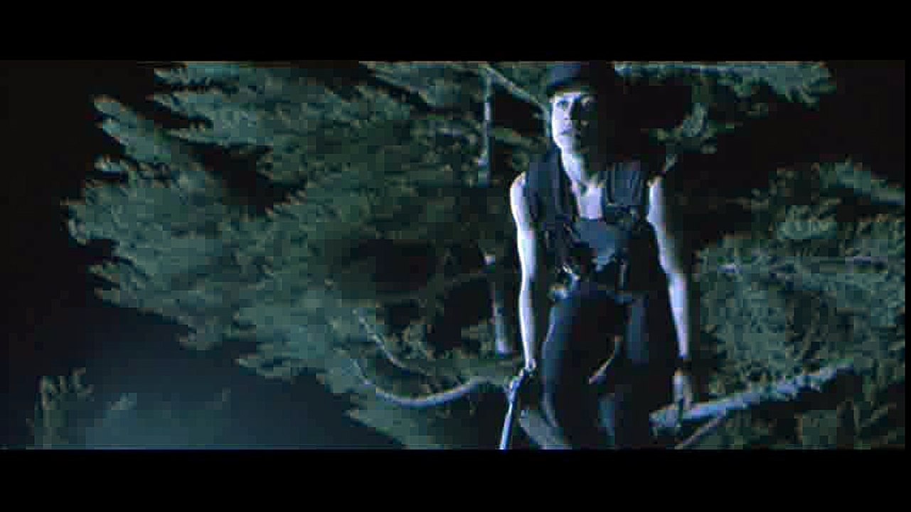 Sarah becomes a Terminator