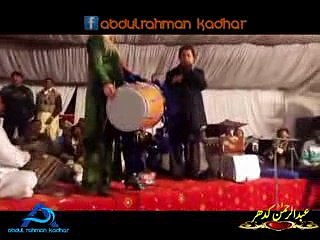 Rani-Taj-Dhol-With-Attaullah-Khan-Kameez-Teri-Kali-Punjabi-Song saraiki