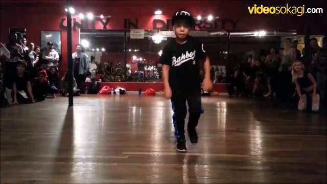 5 Yaşındaki Müthiş Yetenek. Böyle dans yok.