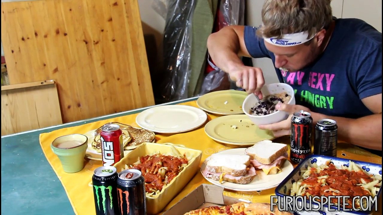 Michael Phelps Diet Challenge (12,000+ Calories)