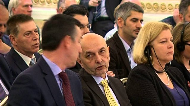 Ngrihet Fondi për Garancitë Kreditore - Top Channel Albania - News - Lajme
