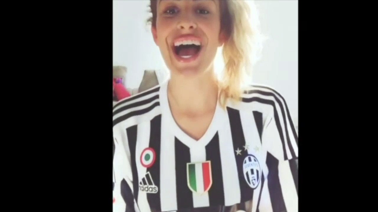 Juve campione, Valentina Allegri canta l'inno bianconero