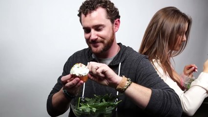 How To Eat A Cupcake Like A Boss