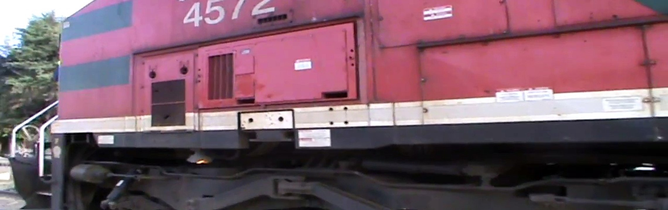 Ferromex: Encuentro de dos trenes en jocotan!!/// Two train met AC44CW vs ES44AC