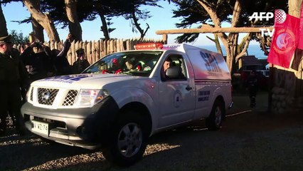 Pablo Neruda volvió a ser enterrado en su amada Isla Negra