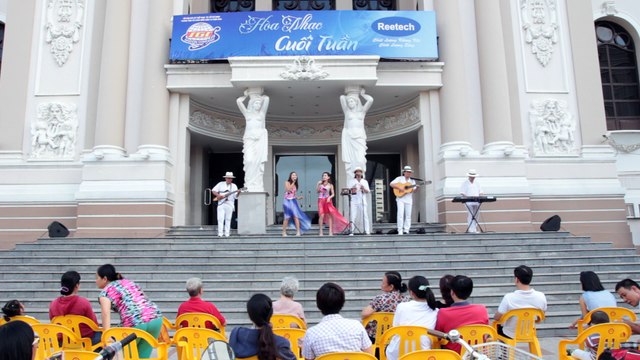 LK XUÂN - ban nhac flamenco gipsy fire - nhà hát lớn