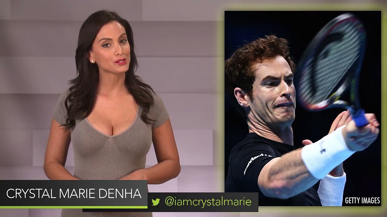 Andy Murray Cuts His Hair Mid-Match