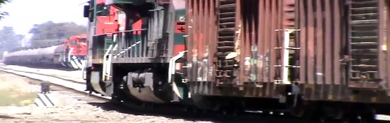 Ferromex 2 trenes y cambio de via automatico!!!