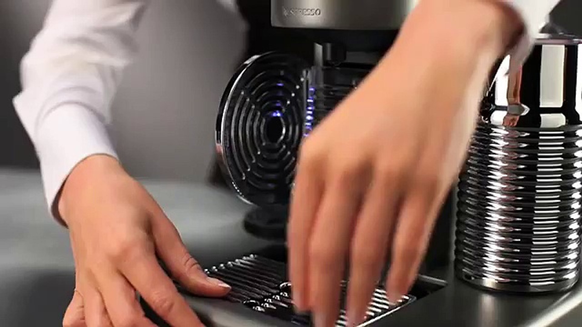 Détartrage de votre machine Nespresso Gran Maestria - video Dailymotion