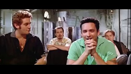 Reservoir Dogs: Stuck in the Middle with You (Stealers Wheel)
