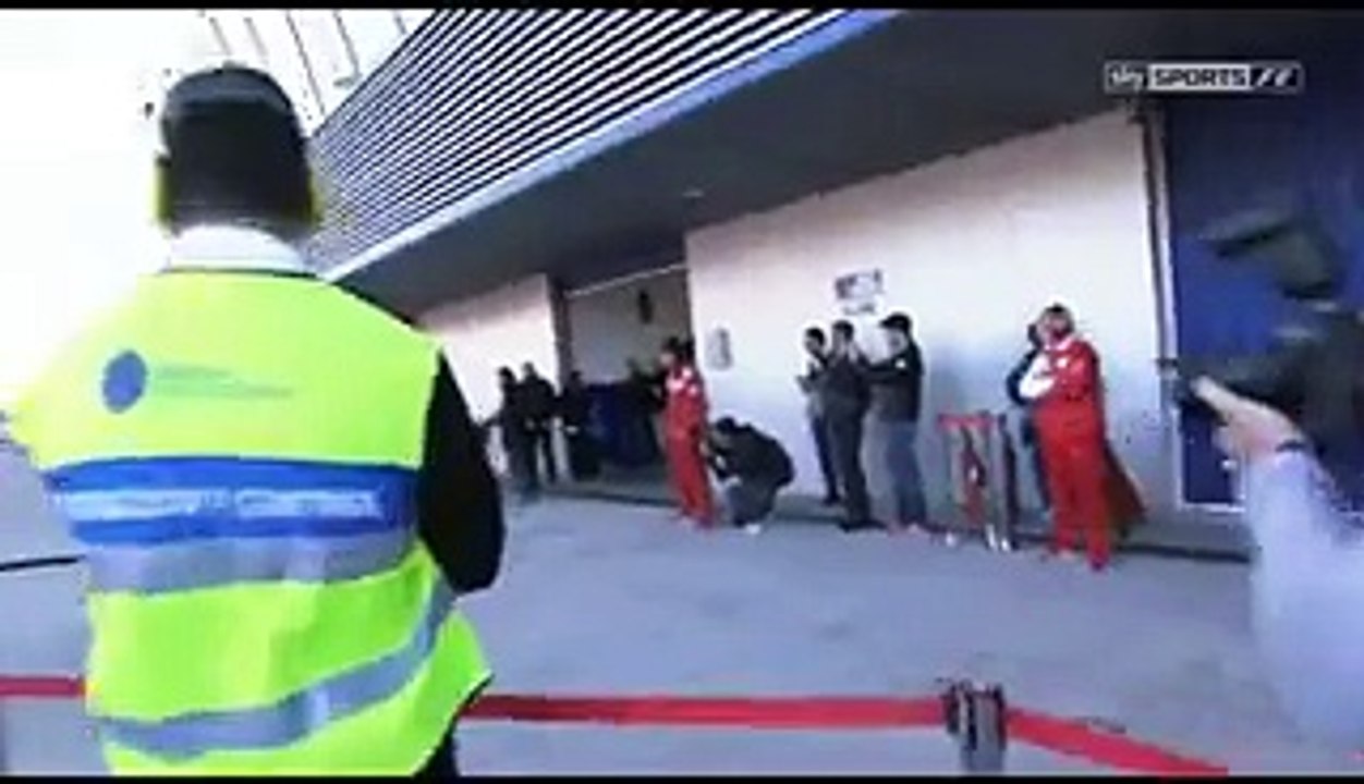 F1 2014 Jerez Test -  Interesting Ferrari Engine sound When Powering down