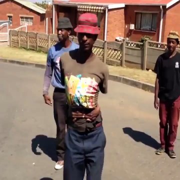 AMAZING STREET PERFORMERS! credit ViralHog