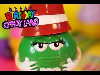 Surprise Egg Kinder MMs Surprise Toy Candy and Crayola Colouring Magic Marker Toy surprise