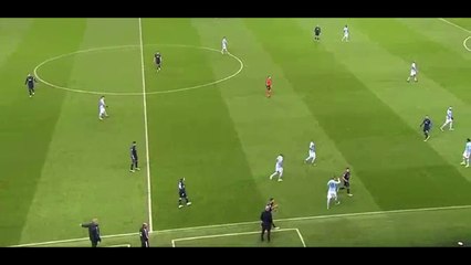 Zinédine Zidane : son pantalon cède une nouvelle fois en plein match !