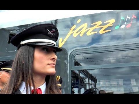 Napoli - Il nuovo treno Jazz per i pendolari campani (26.04.16)