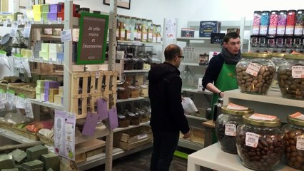 Gaspillage: les produits en vrac "sont 5 à 30% moins cher" que ceux emballés