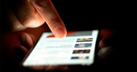 Android Telefonlarda 'Cinsel İçerikli' Resim ve Video İzleyene Bulaşan Virüs