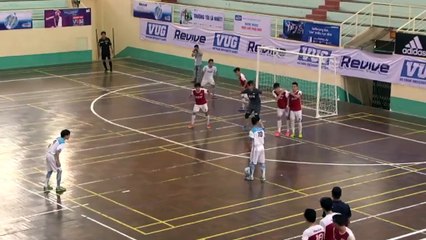 Pha đá phạt kinh điển của sinh viên ĐH kỹ thuật Y-Dược Đà Nẵng