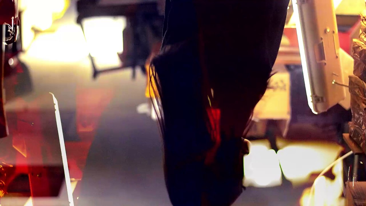 Lorde-Tenniscourt Flume Remix | Music Video