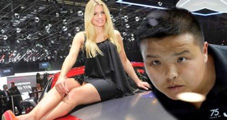 Pekin Autoshow 2016'da Açık Giyinen Kadın Model Yasaklandı