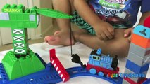 THOMAS AND FRIENDS MEGA BLOKS Cranky Brendam Docks Toy Trains Set Unbox Playtime Ryan ToysReview