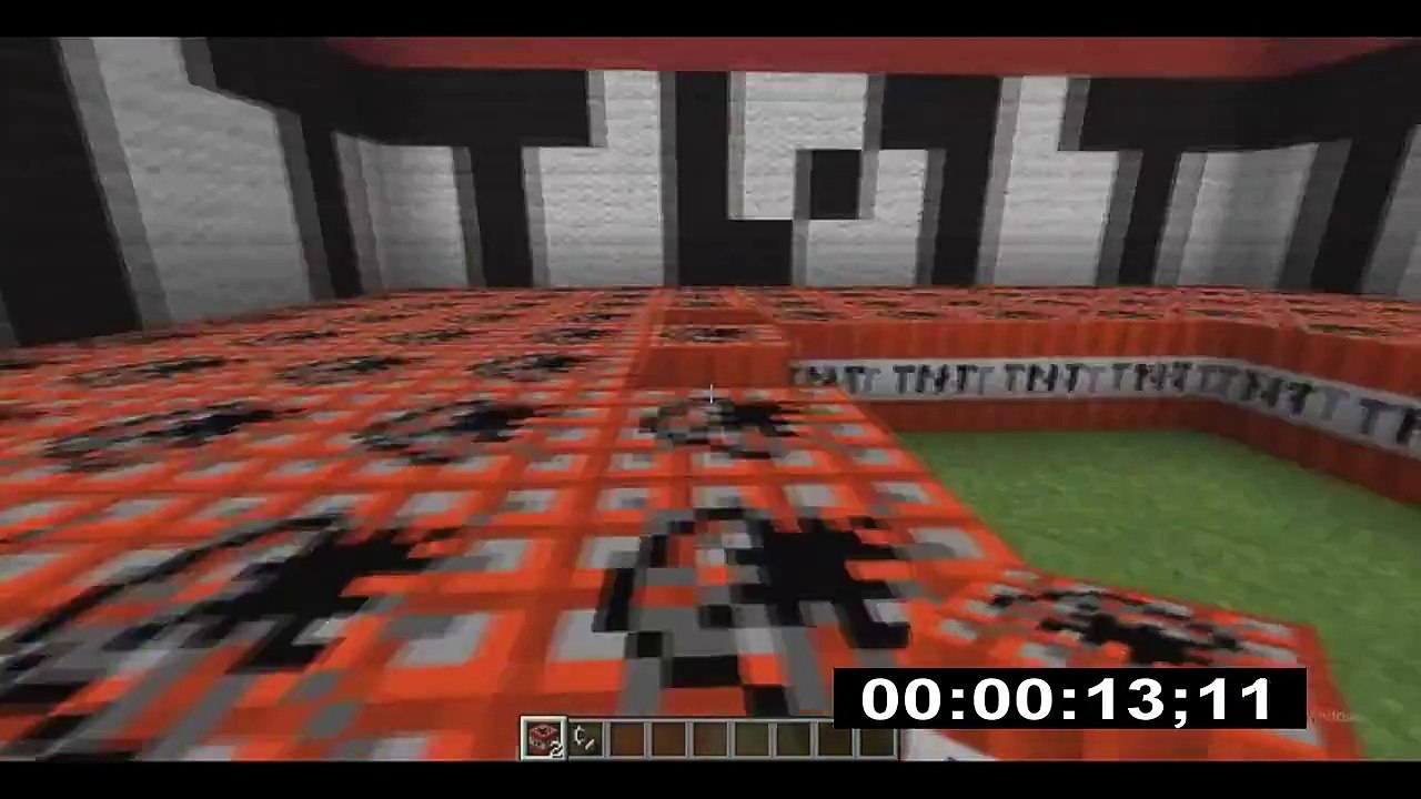 EXPLOSION DE LA SUPER TNT EN MINECRAFT