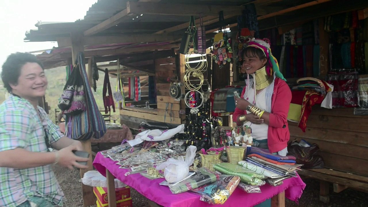 'Langhals-Frauen' kehren nach Myanmar zurück