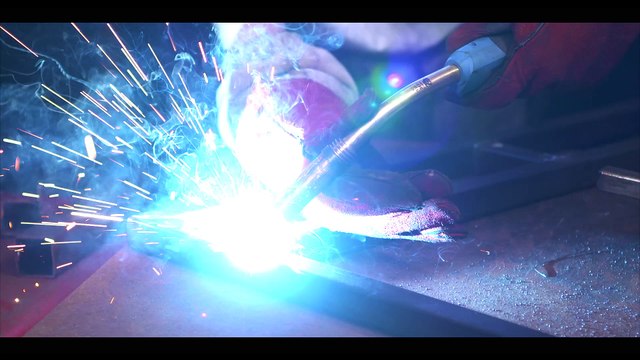 Les métiers du métal et de la menuiserie aluminium à BTP CFA Vendée - Aforbat