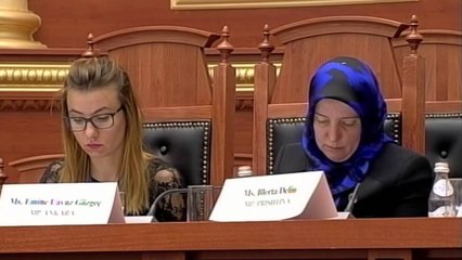 Report TV - Meta: Duhen ndryshime në ligj, të shtojmë numrin e grave deputeteve