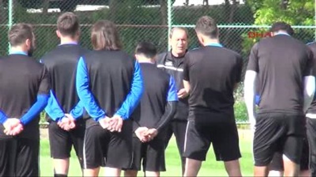 Kardemir Karabükspor Teknik Direktörü İldiz Koşullar Ne Olursa Olsun Kazanmak İstiyoruz