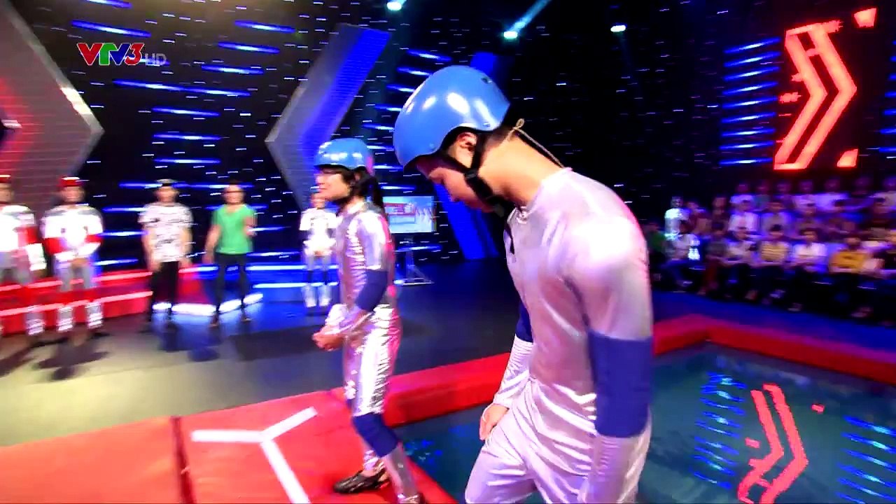 NGƯỜI ĐI XUYÊN TƯỜNG: TẬP 18 – VÒNG TƯỜNG ĐÔI – BA CON GIÁN VS BOLERO