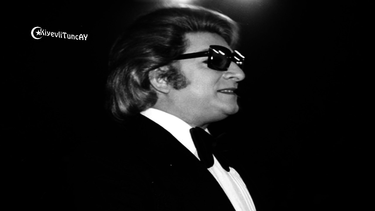 Zeki Müren İmkansız (Rüyalarım Olmasa)