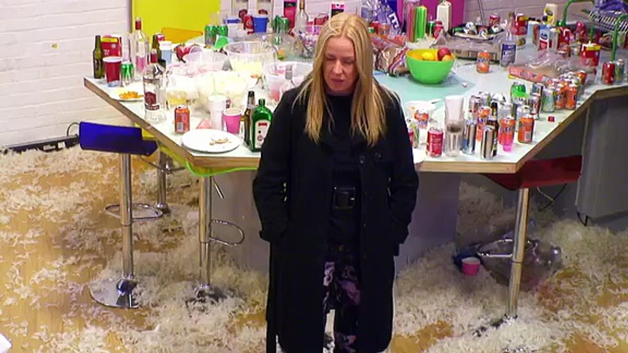 Watch Geordie Shore S12E07 26 April 2016