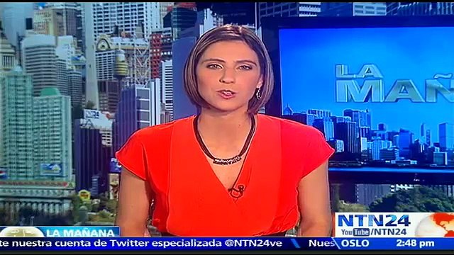 Porque vivos se los llevaron, vivos los queremos : Marcha por 43 desaparecidos en México enciende antorchas de esperanz