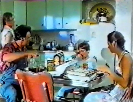 Critters (1986) - VHSRip - Rychlodabing