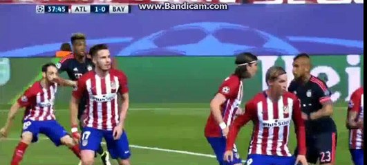 Arturo Vidal Super Free Kick HD - Atletico Madrid 1-0 Bayern Munich 27-04-2016