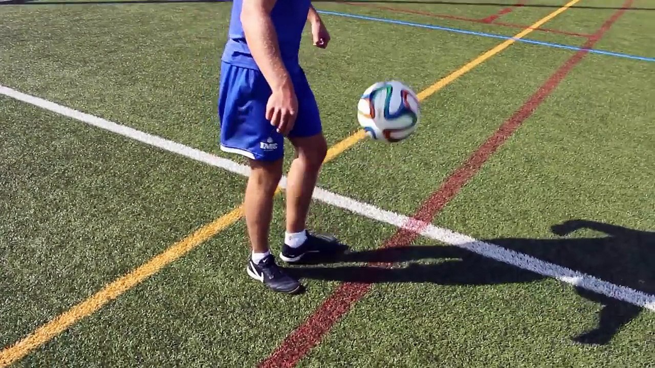 Amazing Freestyle Football Skills ● Lifestyle of Football HD 60fps