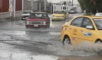 La lluvias inundaron las calles de Latacunga
