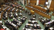 تصویب تدابیر سختگیرانه در پارلمان اتریش برای مقابله با ورود پناهجویان